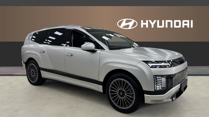 Hyundai IONIQ 9 314kW Calligraphy 110kWh 5dr AWD Auto Electric Estate - Image 1